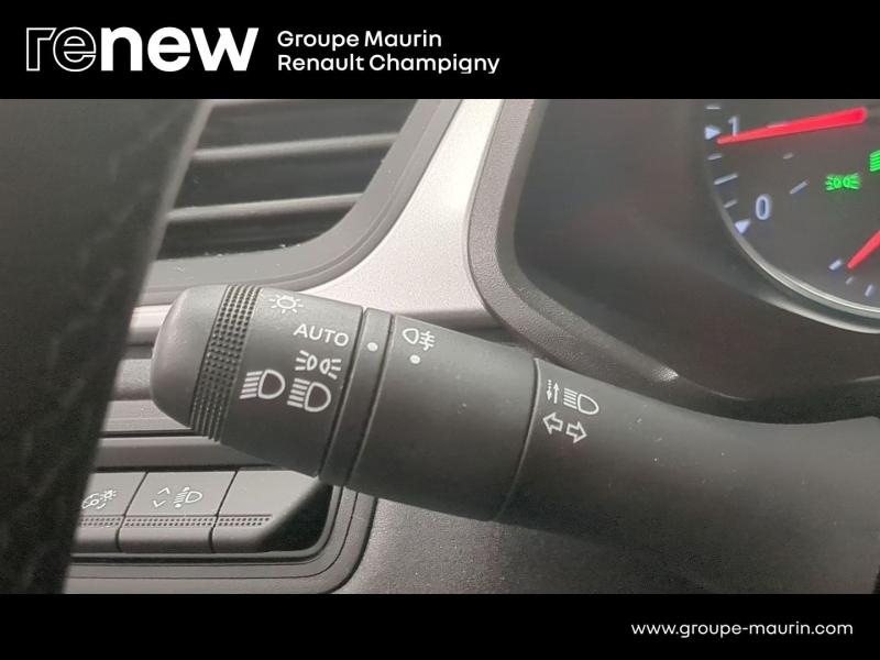 RENAULT Captur d’occasion à vendre à CHAMPIGNY-SUR-MARNE chez ADP - GIRARDIN (Photo 19)