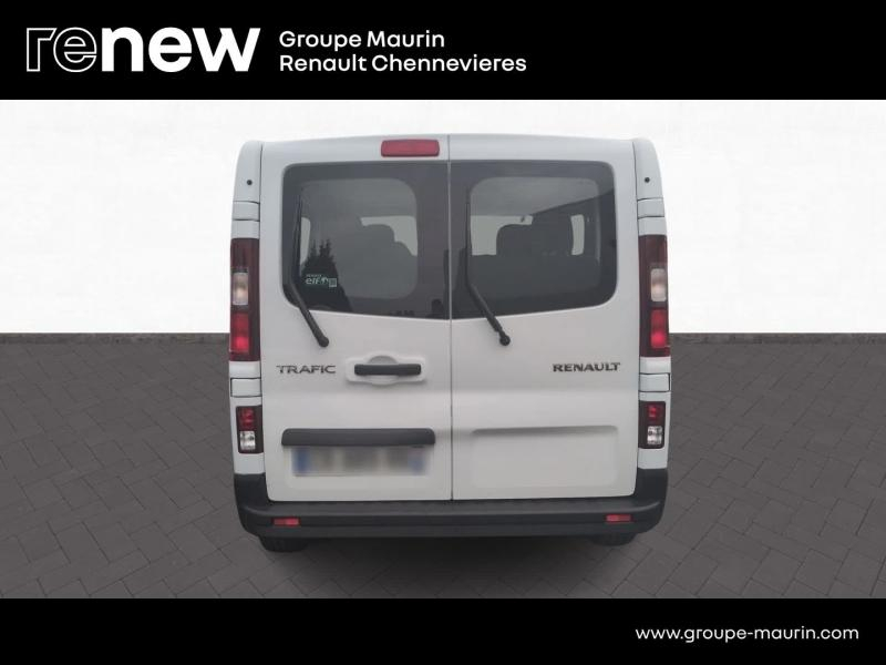 RENAULT Trafic Combi d’occasion à vendre à CHAMPIGNY-SUR-MARNE chez ADP - GIRARDIN (Photo 4)