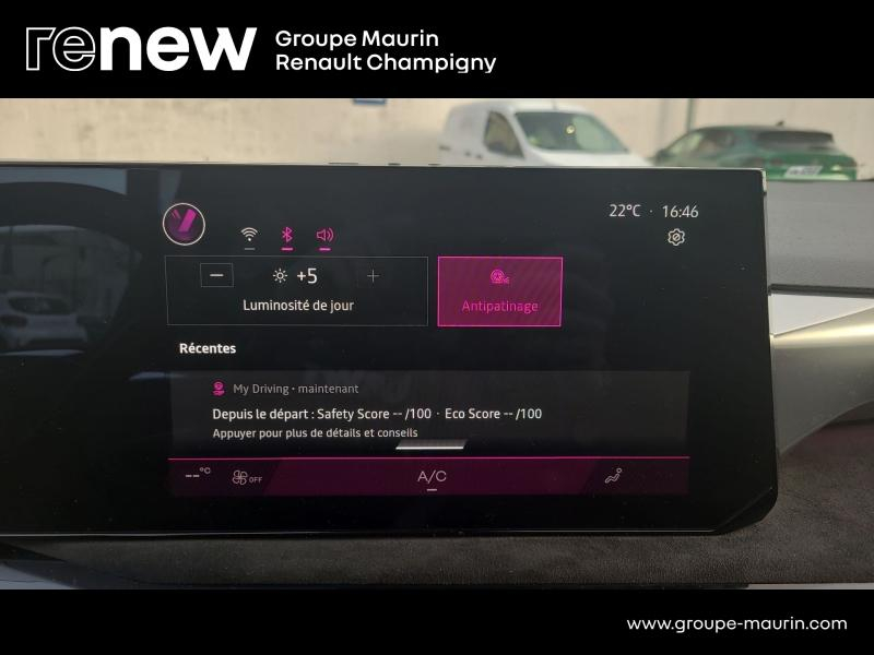 RENAULT Clio d’occasion à vendre à CHAMPIGNY-SUR-MARNE chez ADP - GIRARDIN (Photo 13)