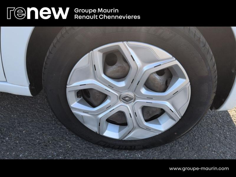 RENAULT Twingo d’occasion à vendre à CHAMPIGNY-SUR-MARNE chez ADP - GIRARDIN (Photo 12)
