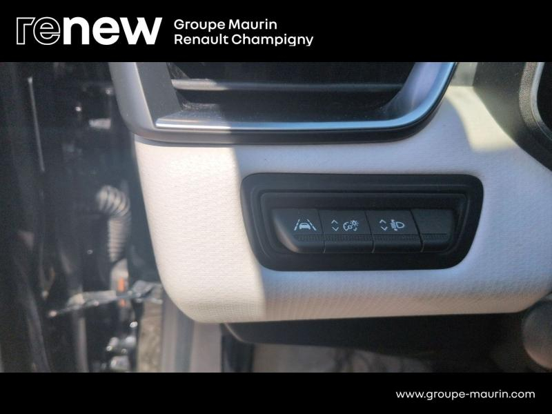 RENAULT Clio d’occasion à vendre à CHAMPIGNY-SUR-MARNE chez ADP - GIRARDIN (Photo 16)