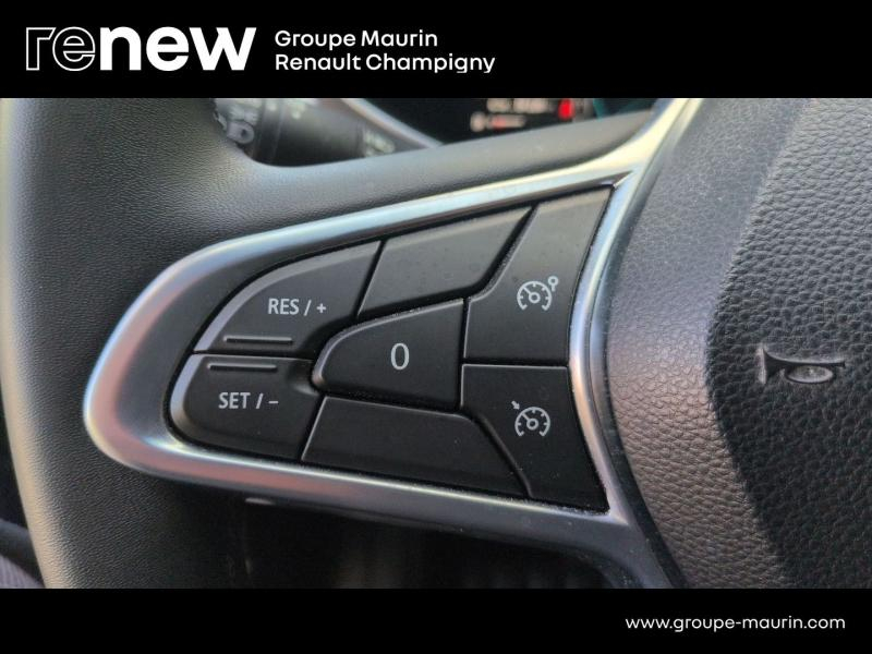 RENAULT Clio d’occasion à vendre à CHAMPIGNY-SUR-MARNE chez ADP - GIRARDIN (Photo 14)
