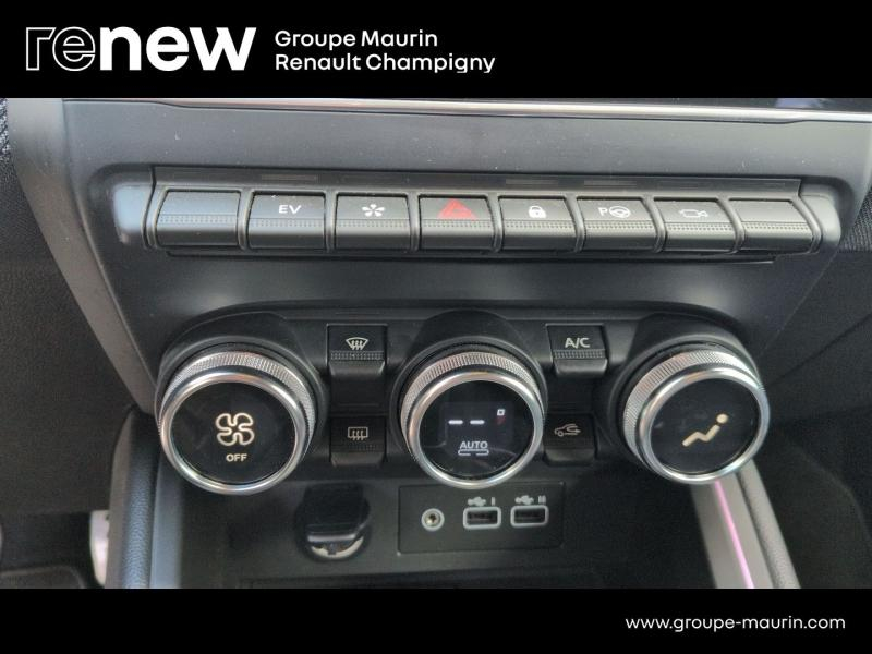 RENAULT Clio d’occasion à vendre à CHAMPIGNY-SUR-MARNE chez ADP - GIRARDIN (Photo 19)
