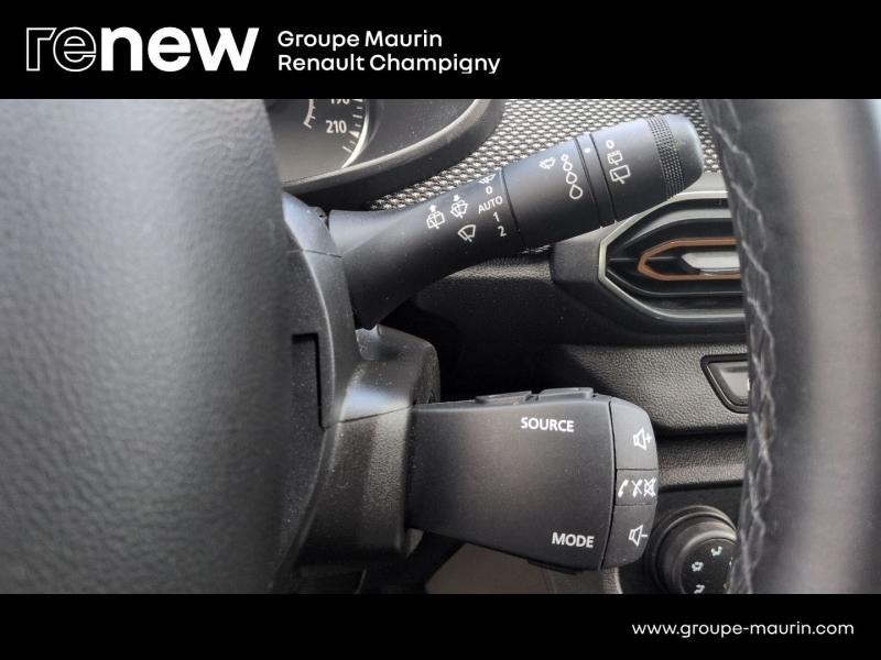 DACIA Sandero d’occasion à vendre à CHAMPIGNY-SUR-MARNE chez ADP - GIRARDIN (Photo 19)