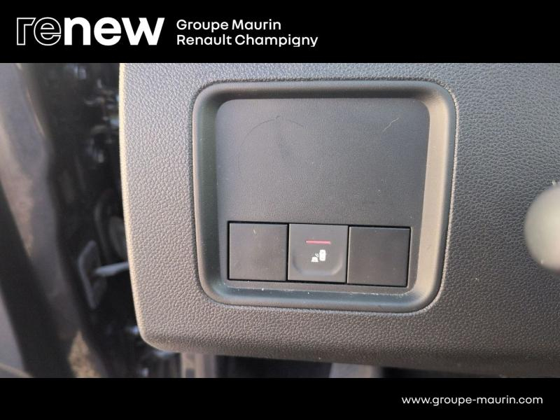 DACIA Duster d’occasion à vendre à CHAMPIGNY-SUR-MARNE chez ADP - GIRARDIN (Photo 16)